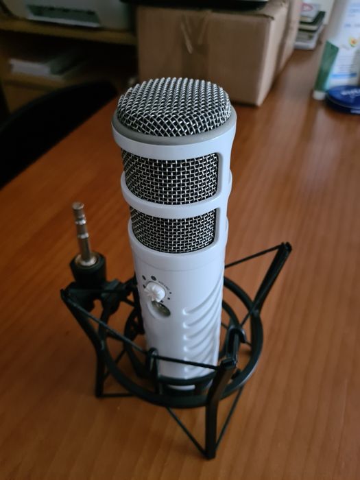 Microfone RODE PODCASTER + PSM1