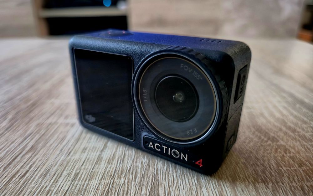 DJI Osmo Action 4 Adventure Combo