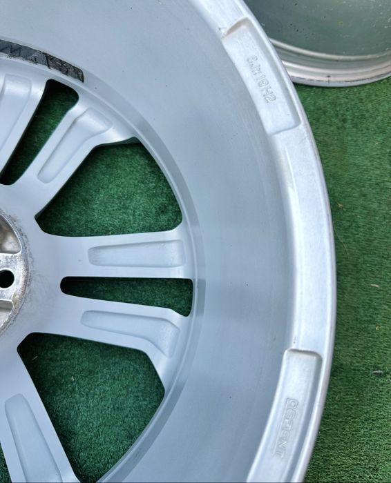 Диски 5/108 R19 Ford 8J ET42.5 dia-63.4 Dezent Germany