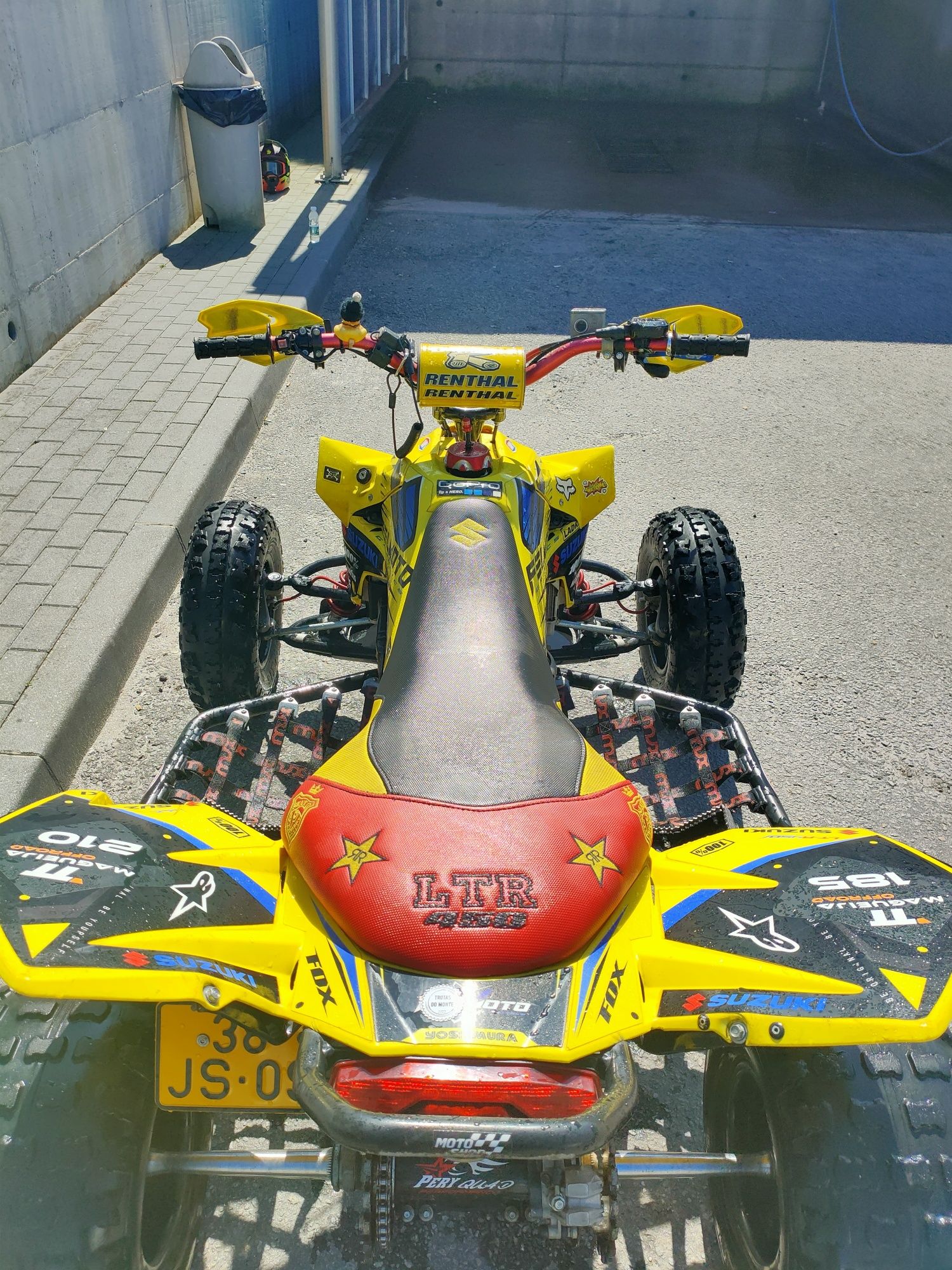 Suzuki ltr 450 .