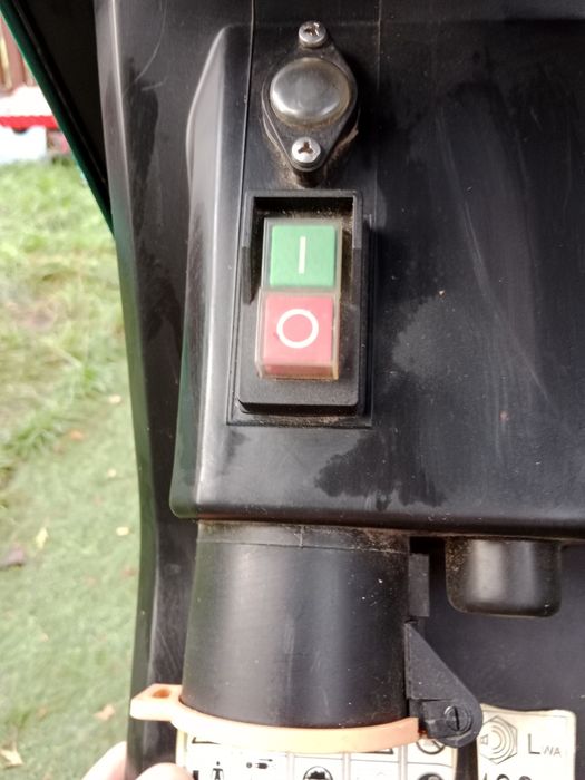 Rozdrabniacz Rębak elektryczny kosiarka Bosch rotak 320 i dwie kosiark