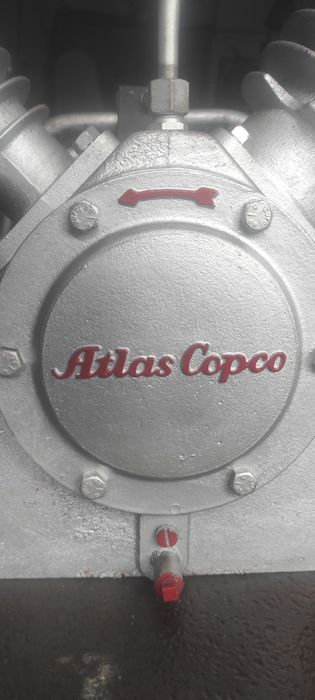 Kompresor tłokowy Atlas copco