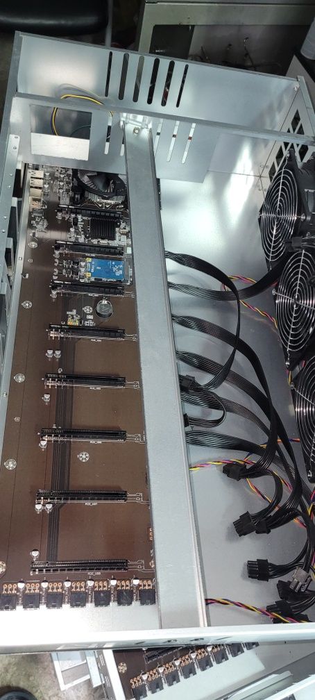 Koparka bez GPU płyta, procesor, ram, SSD