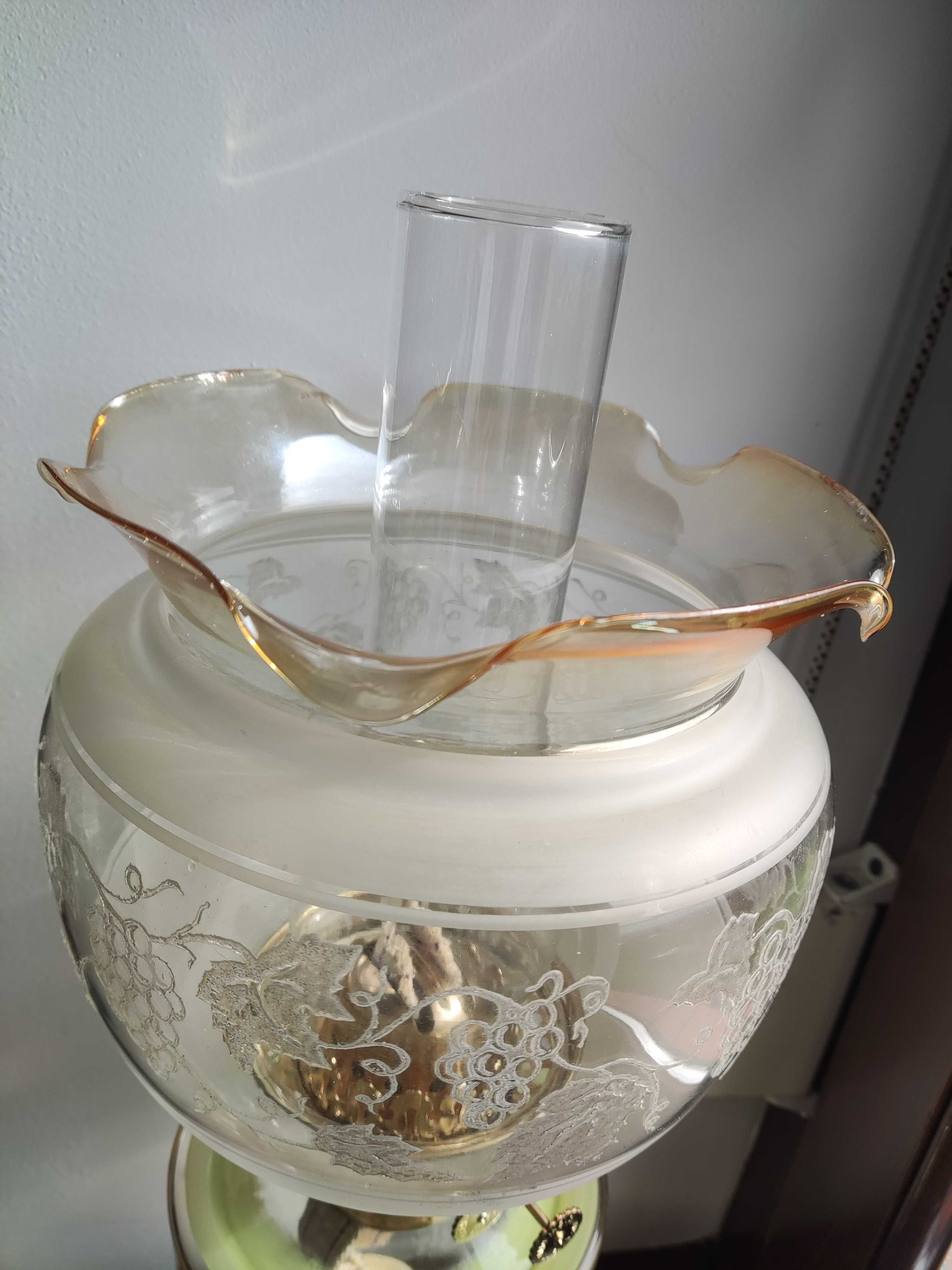 Angielska wiktoriańska lampa naftowa nr 881
