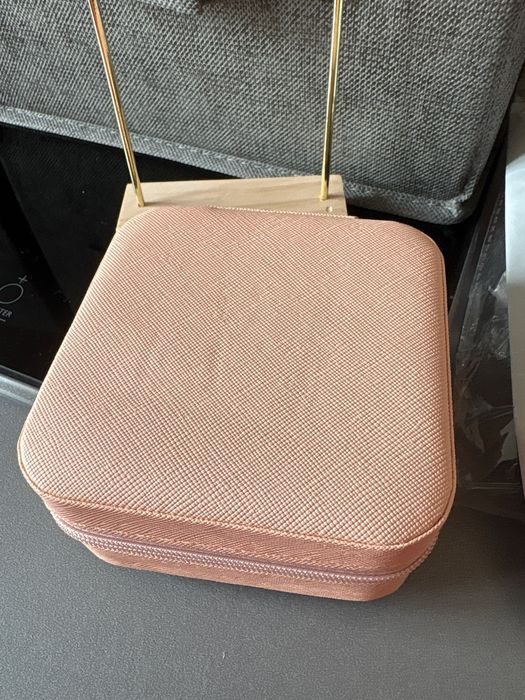 Персикова скринька для прикрас органайзер для біжутерії