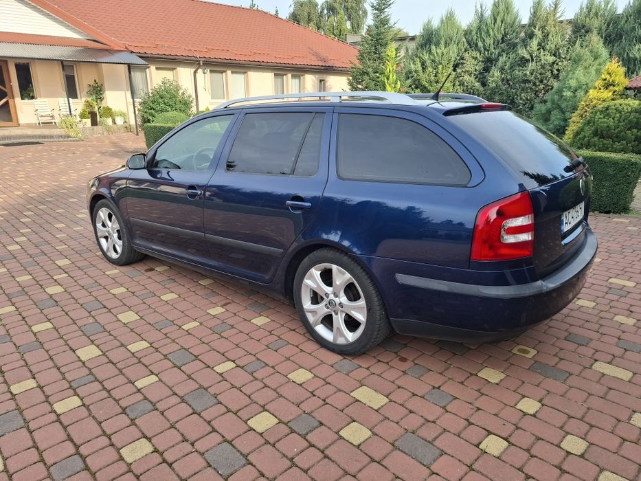 A5 2008р автомат 2.0 бен/газ