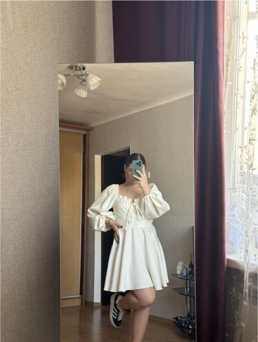 Сукня/плаття молочного кольору