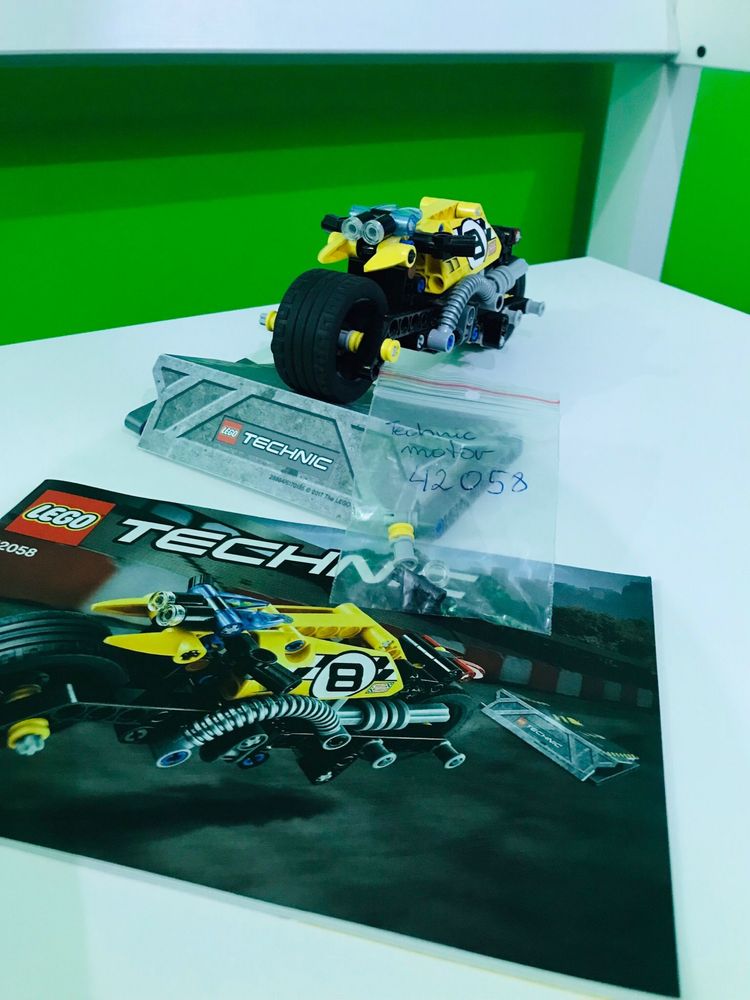 Lego technic 42058 kaskaderski motocykl