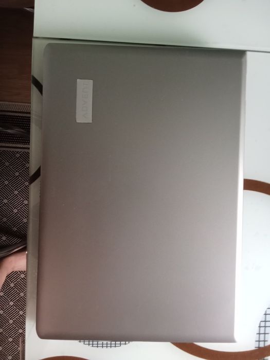 Продам ноутбук адвенсіс