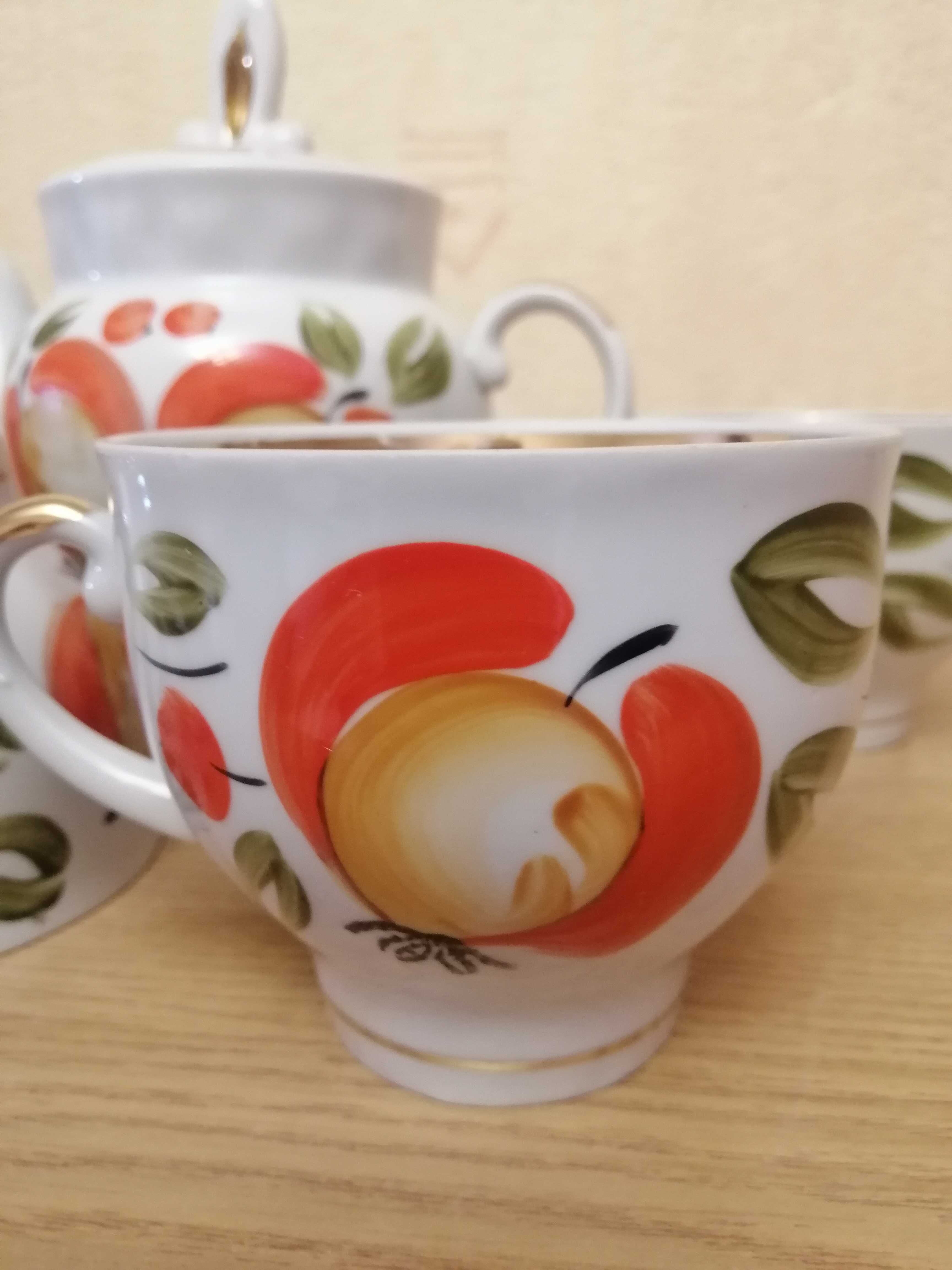 Чайник и чашки Барановка, ручная роспись