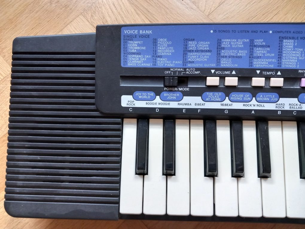 Синтезатор Yamaha Portasound PSS-16