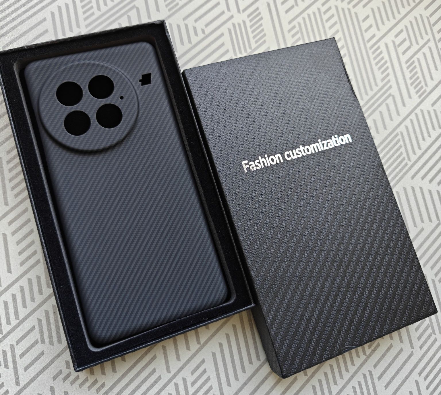 Oneplus 13 Capa em fibra de carbono (Nova)