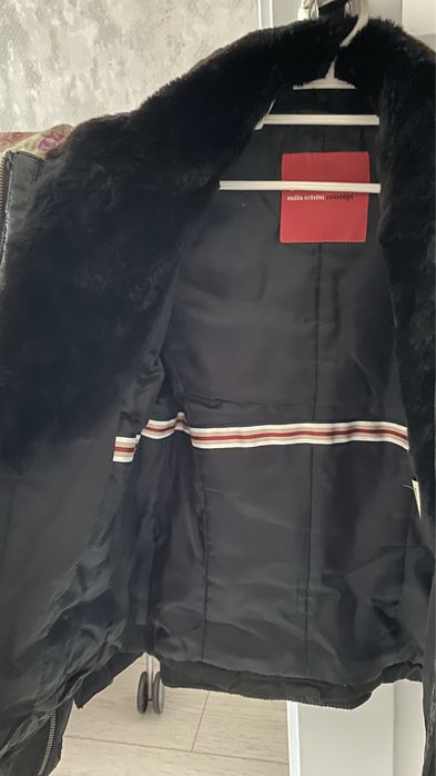 Продам куртку Mila Schon concept