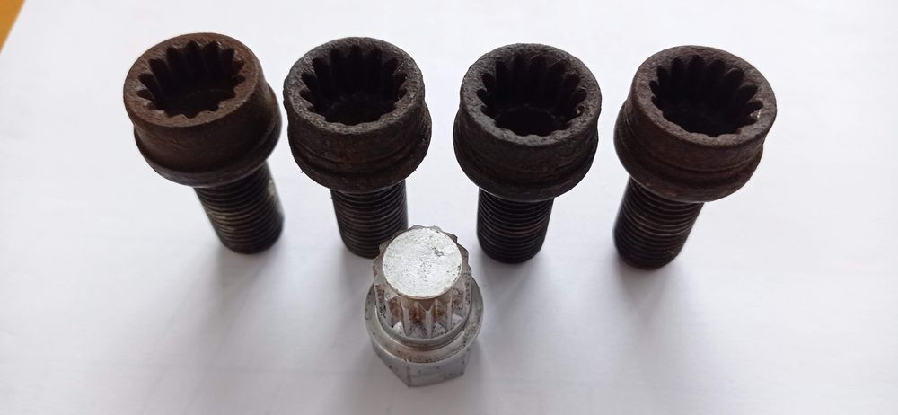 Końcówka C3 do śrub antykradzieżowych