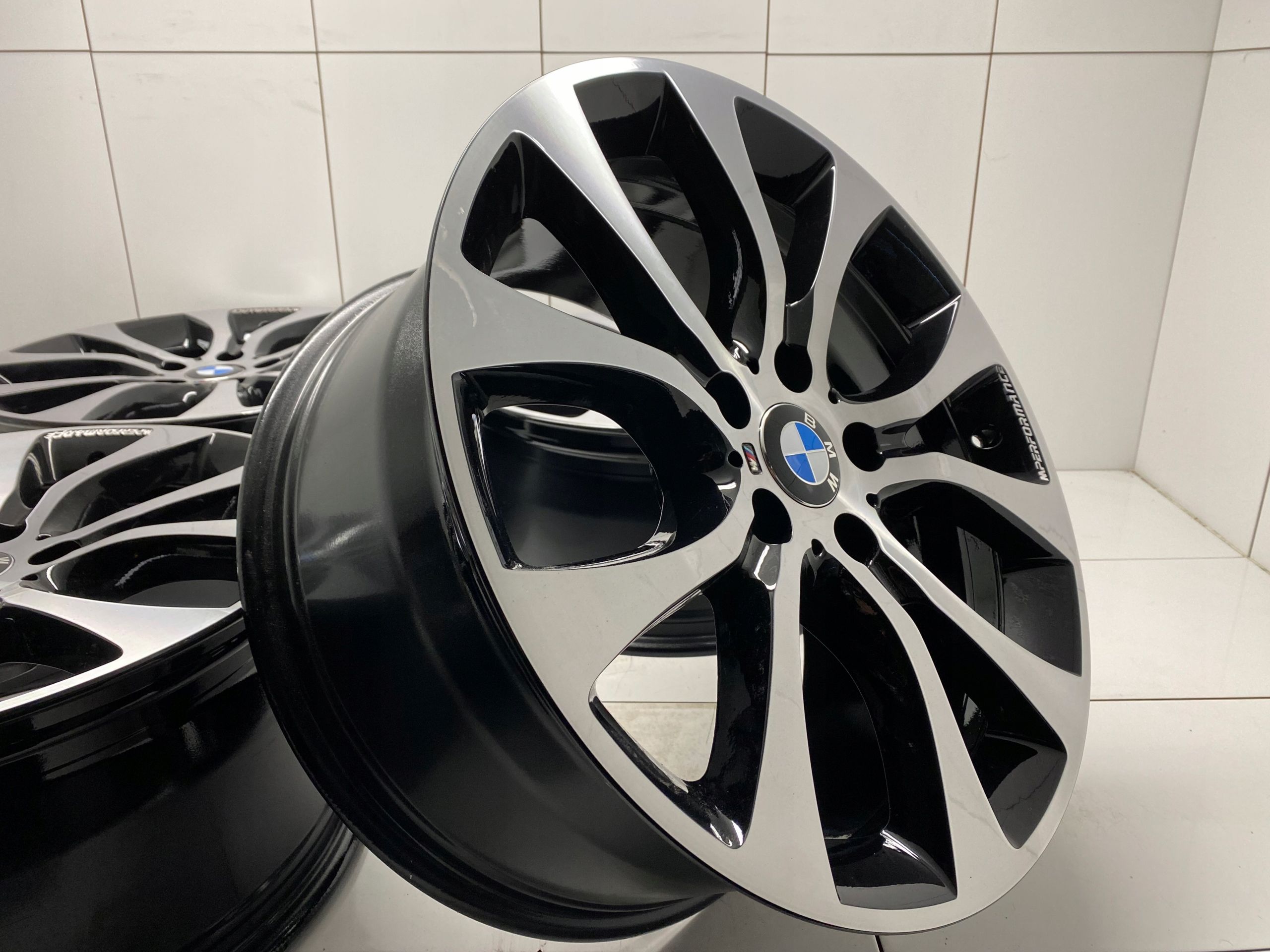 Felgi 19 BMW X5 X6 m Performance F15 F16