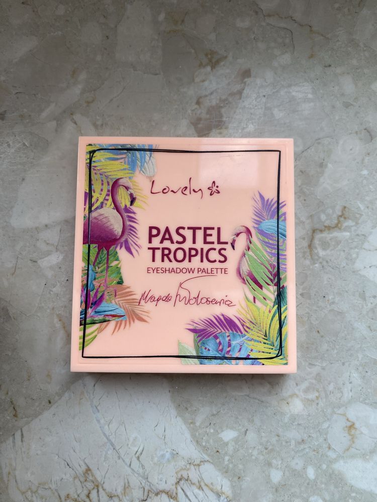 Paletka cieni Lovely Pastel Tropics Magda Wołosiewicz hit