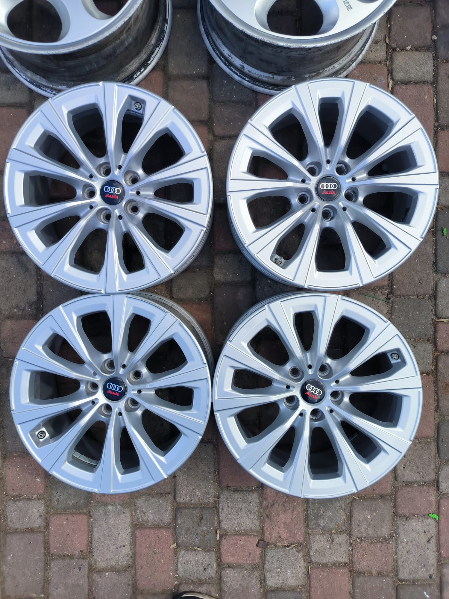 Felgi aluminiowe 17 Audi A3 A4 A5 A6 A7 A8 5x112