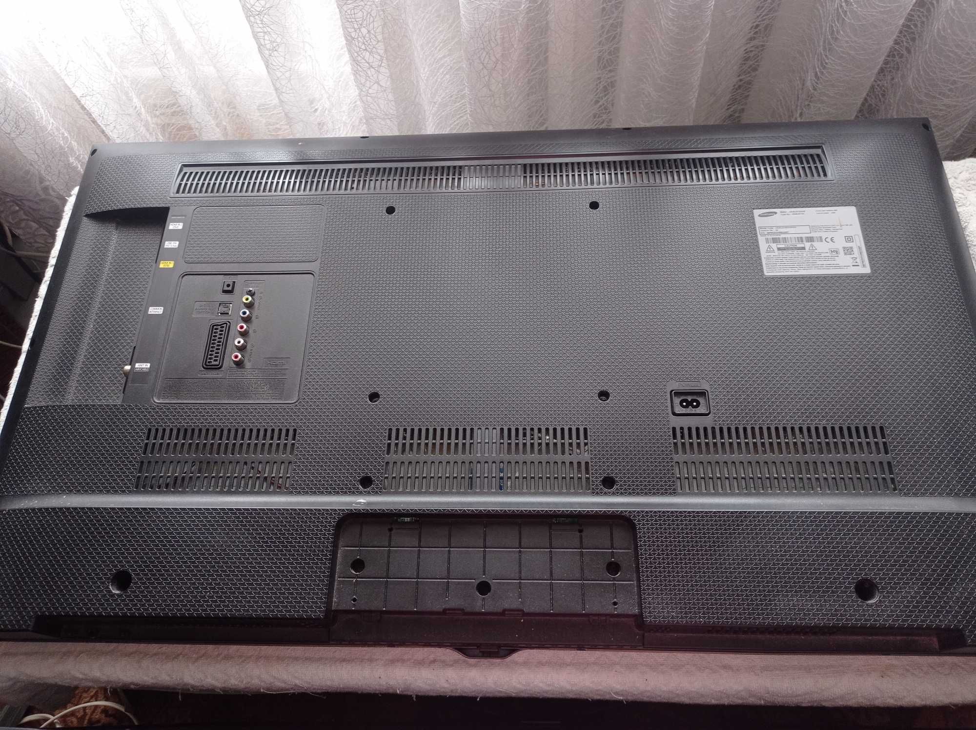 Телевізор  Samsung UE40j5100 на запчастини