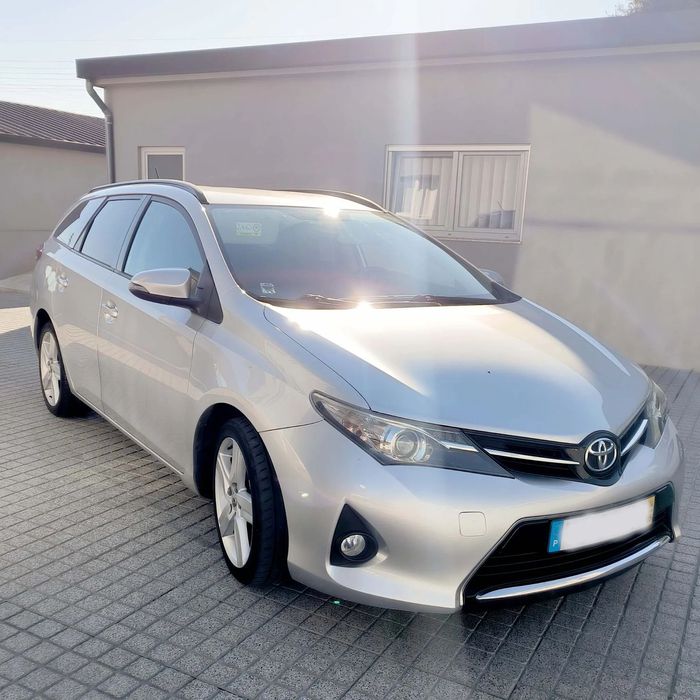 Toyota Auris Touring Sports 1.4 D-4D Com+P.Sport
