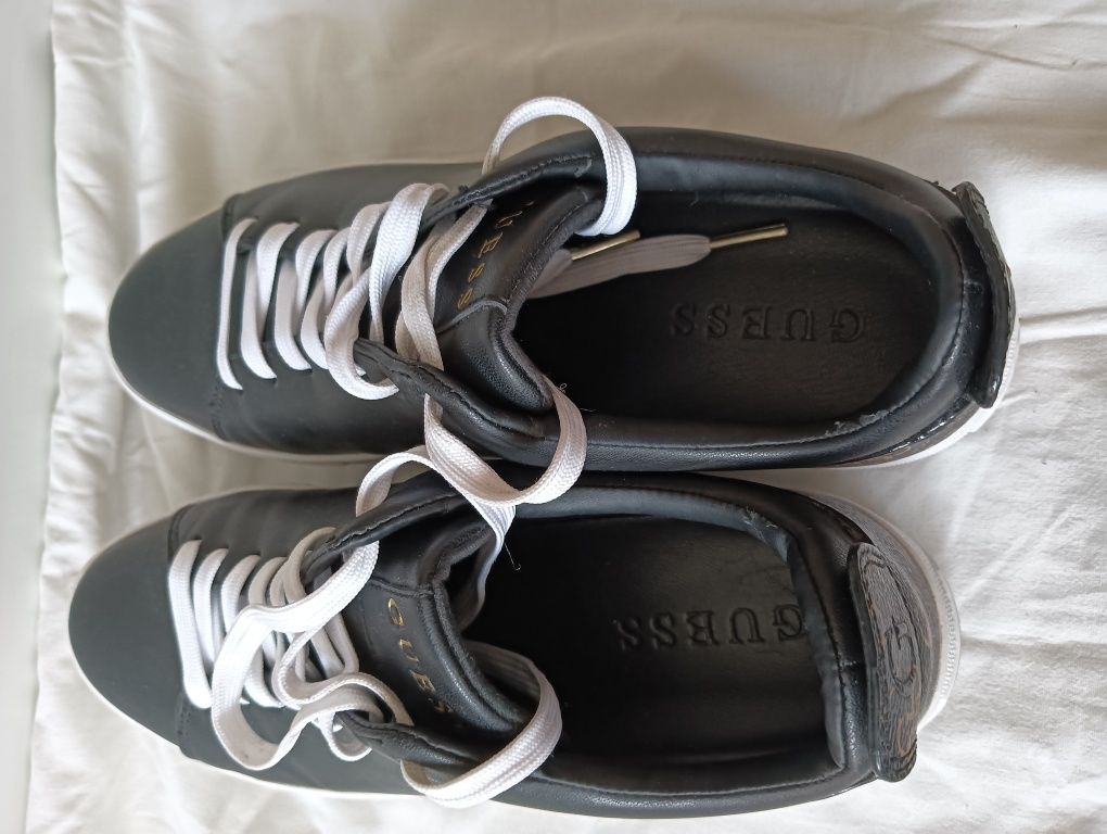 Sneakersy Guess Gianele