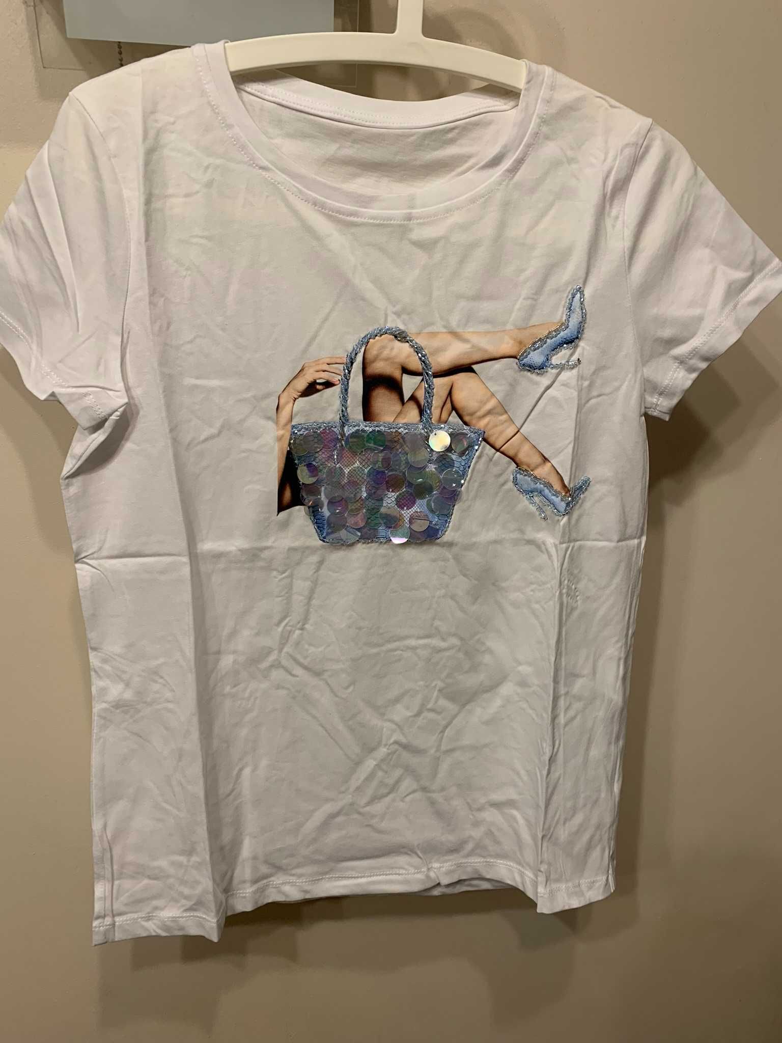 T-shirt bawełniane z aplikacją 3D