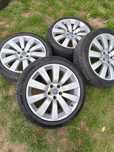 Koła felgi aluminiowe 18 5×108r18 et 41 opony letnie 225/45 r18 suv