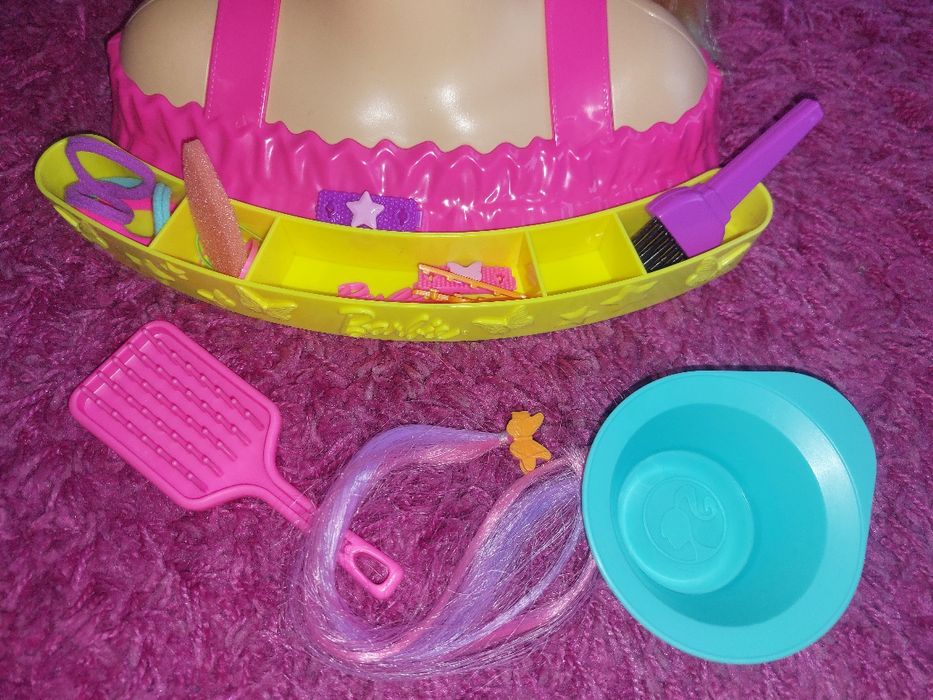 Brinquedo para treinar de cabeleireira