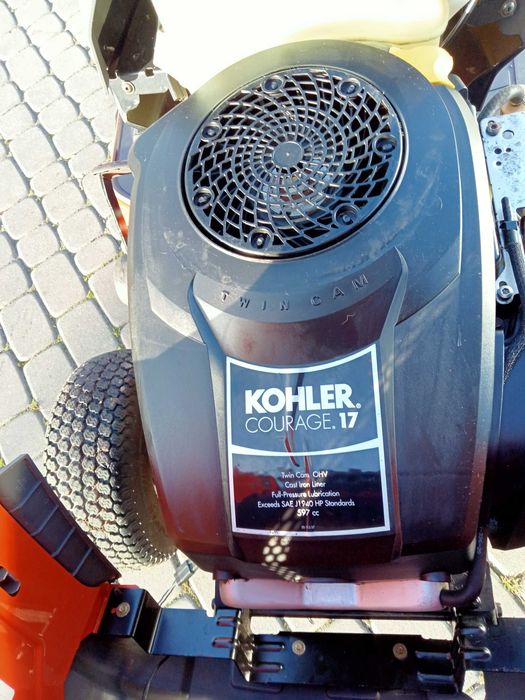 Traktorek kosiarka HusqvarnaCTH173 z pompą oleju