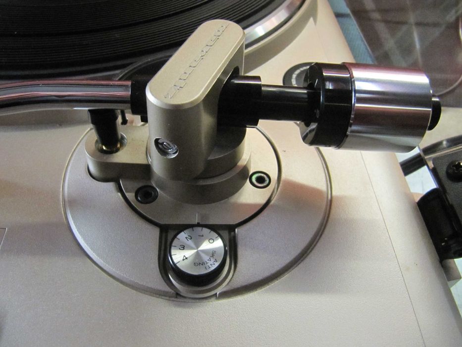 ІДЕАЛЬНИЙ Програвач Marantz 6170 Champagne з «Empire 2000» з ПАСПОРТОМ