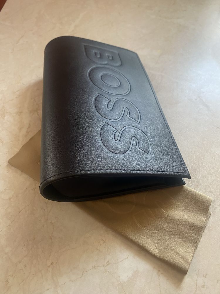 Etui na okulary BOSS