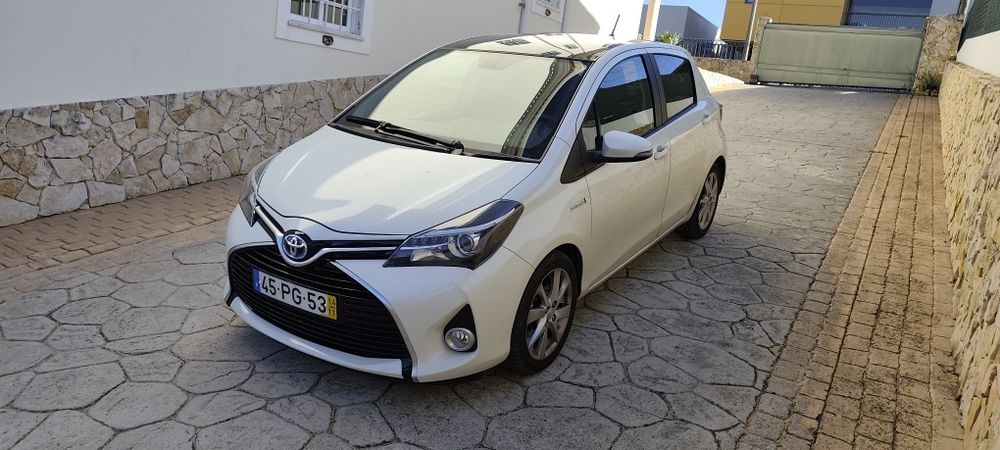 Vendo Toyota Yaris 2014 Hybrid, Nacional, apenas 16.600 kms