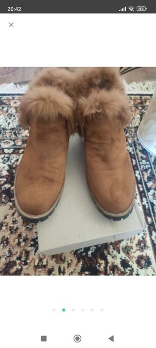 Ботінки осінь, гірчичного кольору.