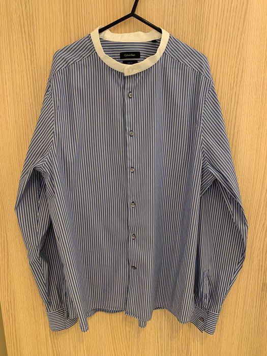 Męska koszula na długi rękaw Calvin Klein w biało niebieskie paski