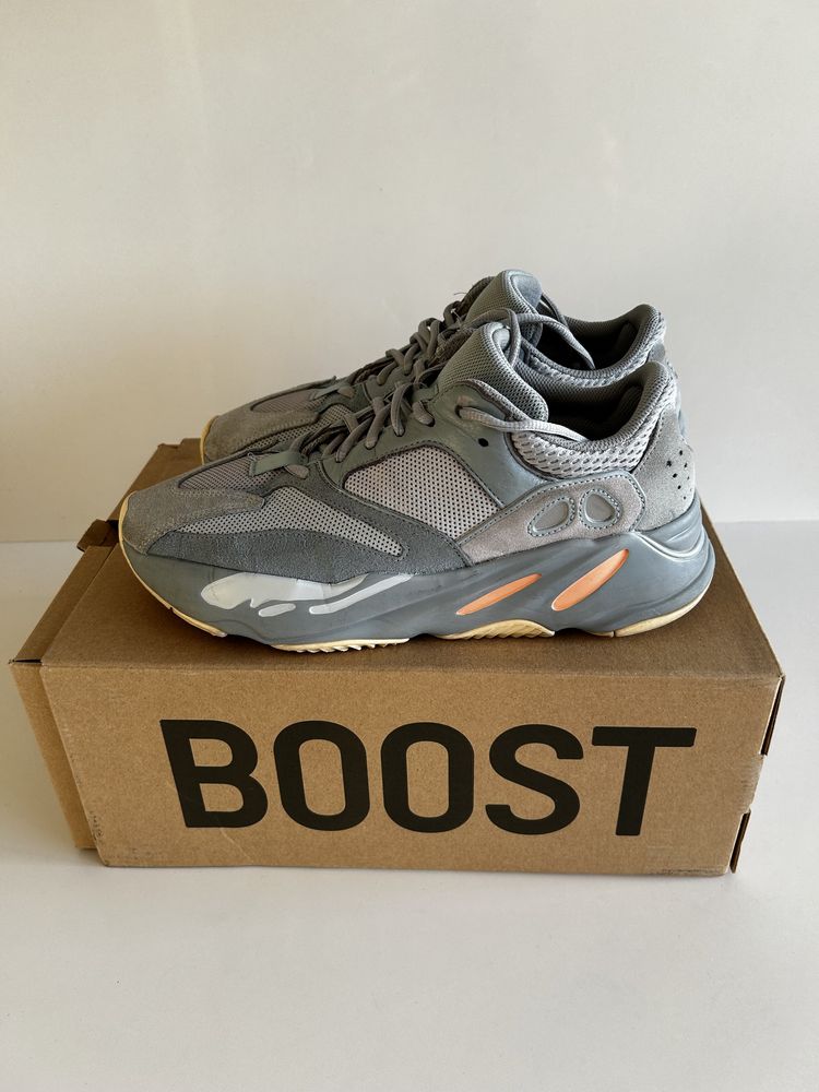 Yeezy boost 700 Inertia size 43 com caixa original preço negociável