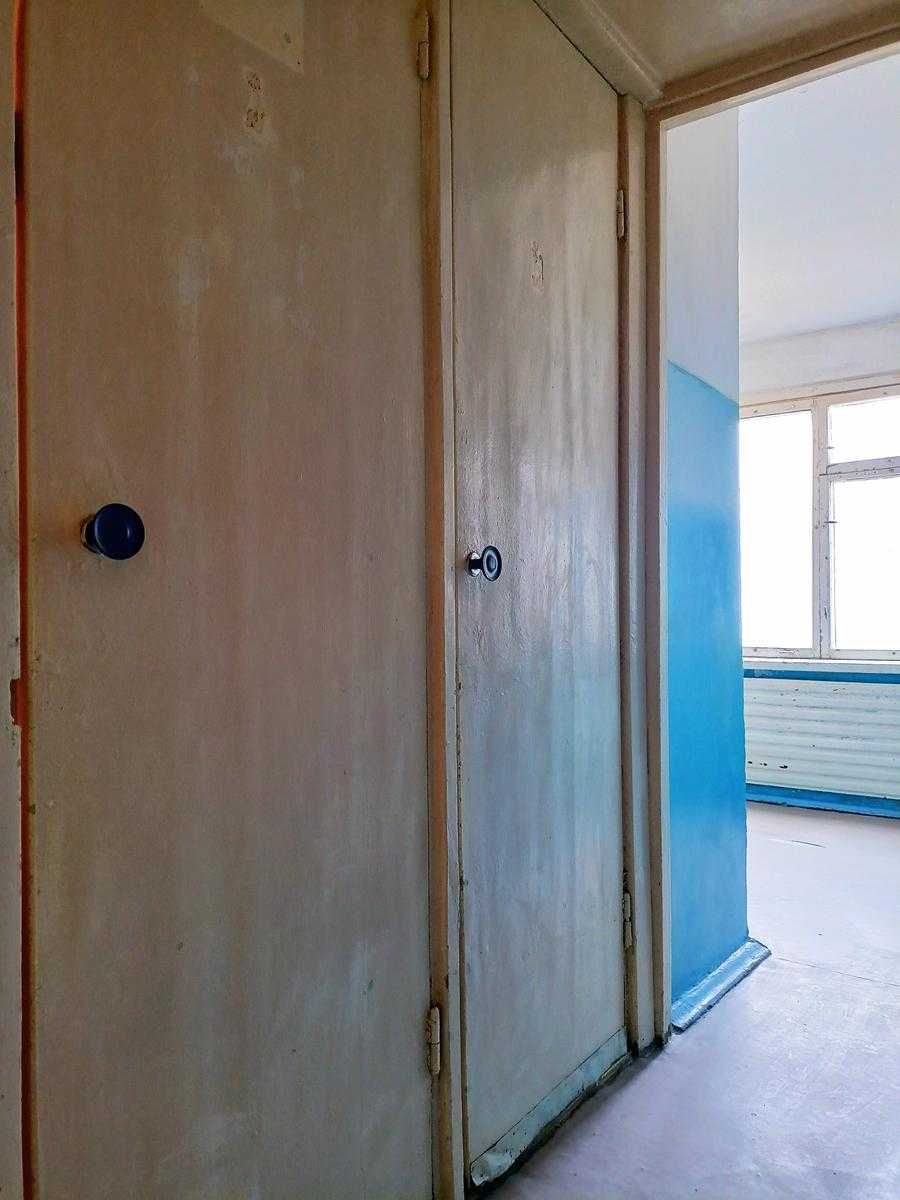Продаж 1-кімн квартири 32 м2 біля ринку НИВА.