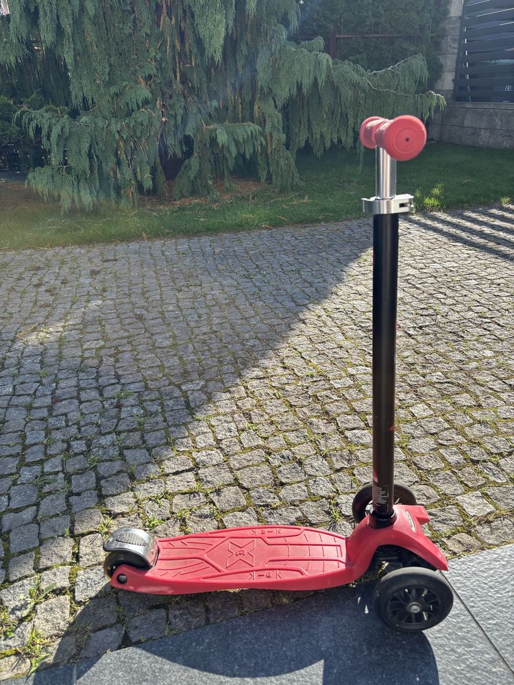 Hulajnoga firmy Micro, model Maxi