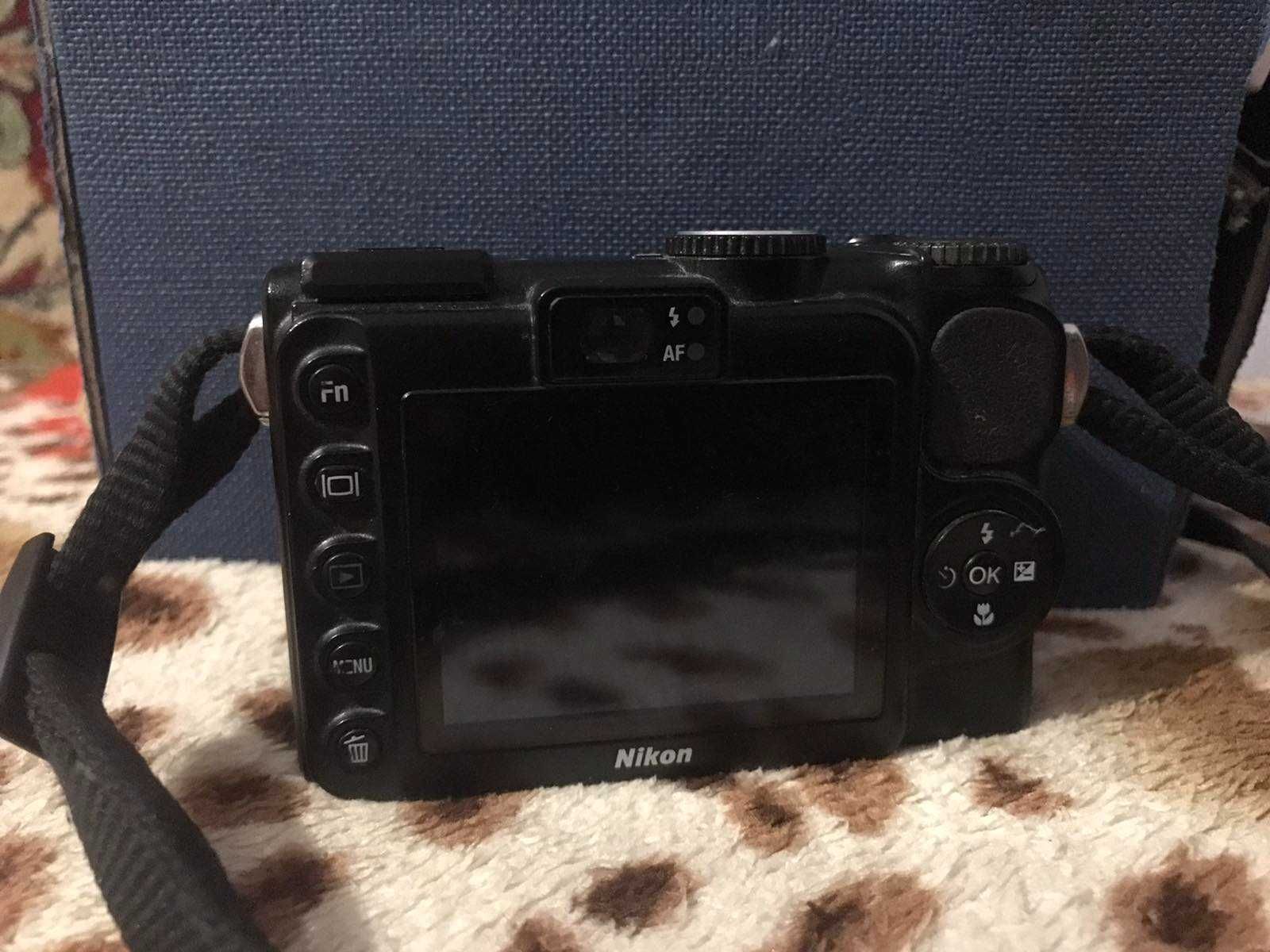 Nikon COOLPIX P5100