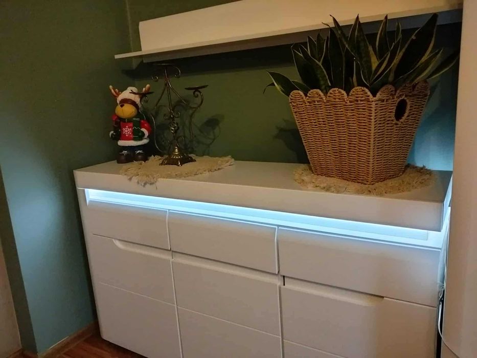 Komoda IRMA LED biała