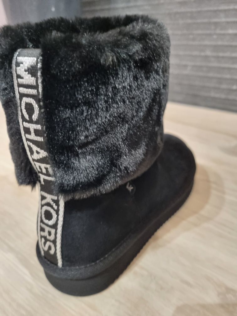 Уггі жіночі Michaelkors