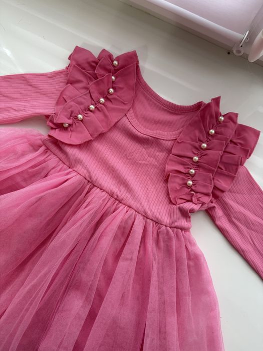 Святкова сукня 9-12м