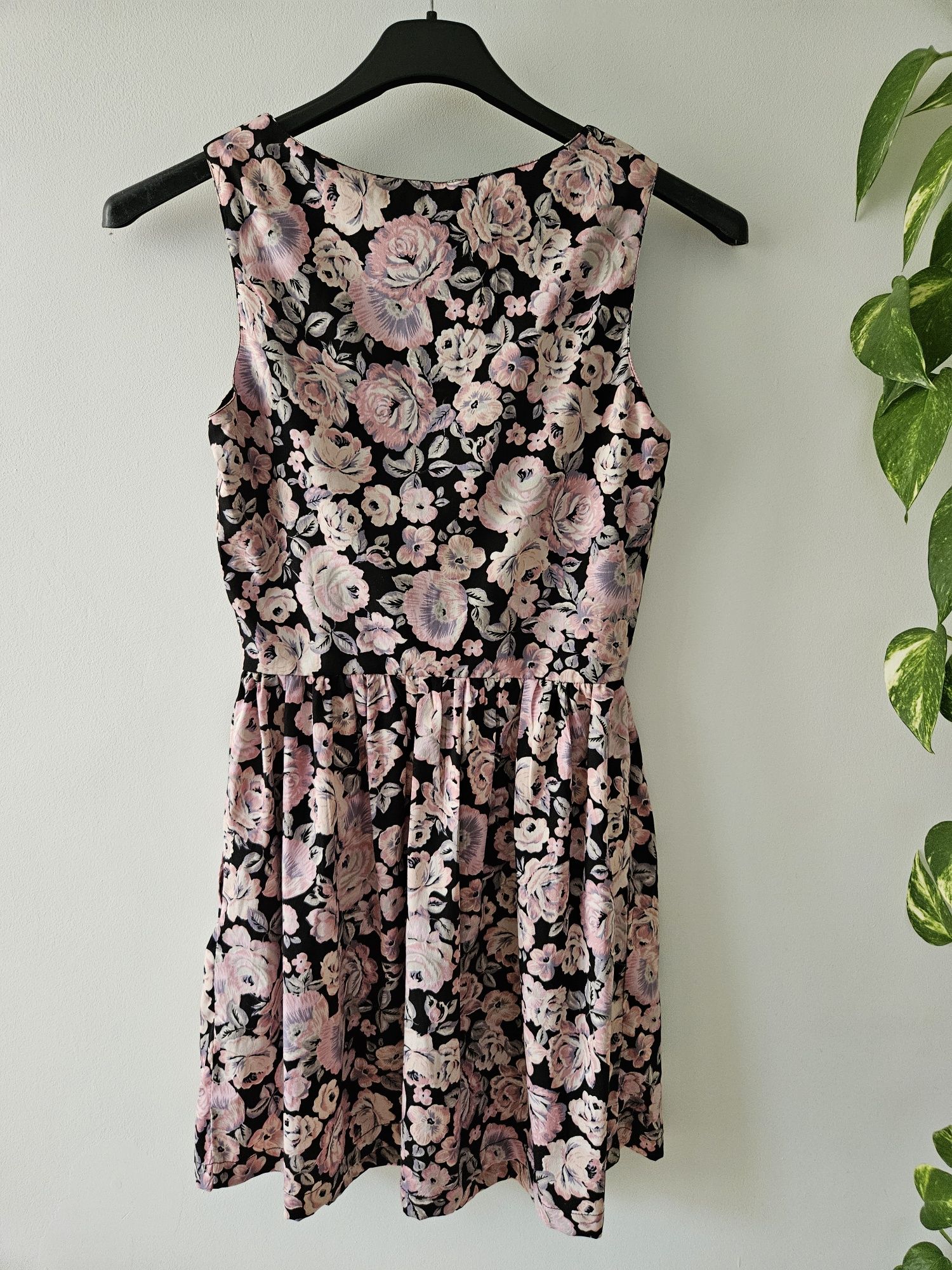 Sukienka New Look kwiaty zip