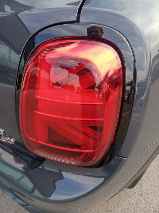 Mini Cooper SD - Potência e Estilo, com Km de Fazer Inveja!