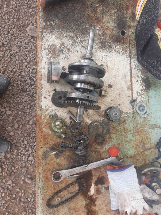 колінвал шестерні на 125 кубів двигун скутера  152