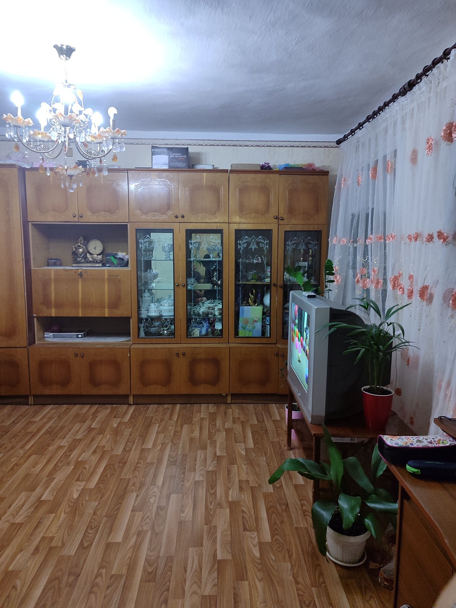 Продаж будиноку 100 м на 2 входи, район Машбуд