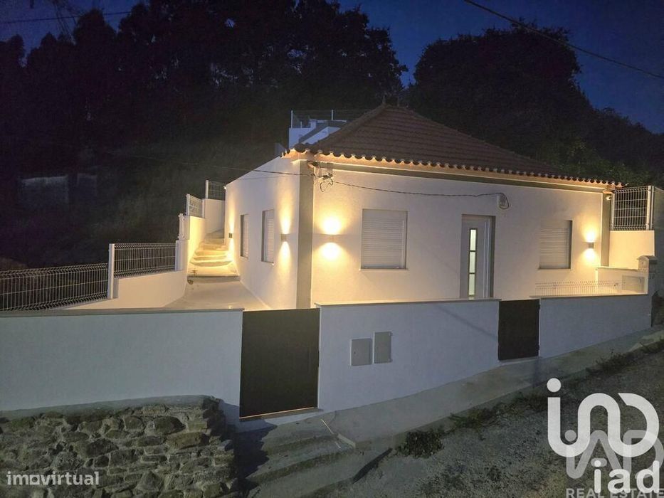 Casa / Villa T2 em Vilar de 132 m2
