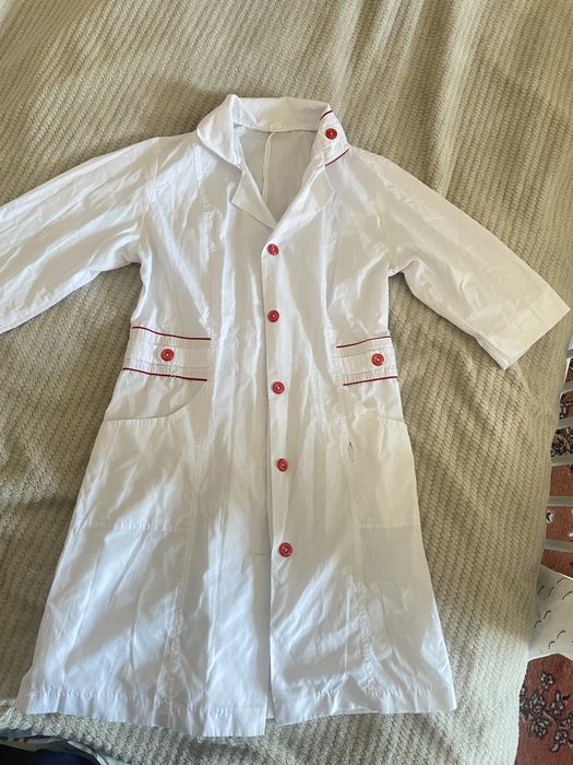 Халат медичний білий