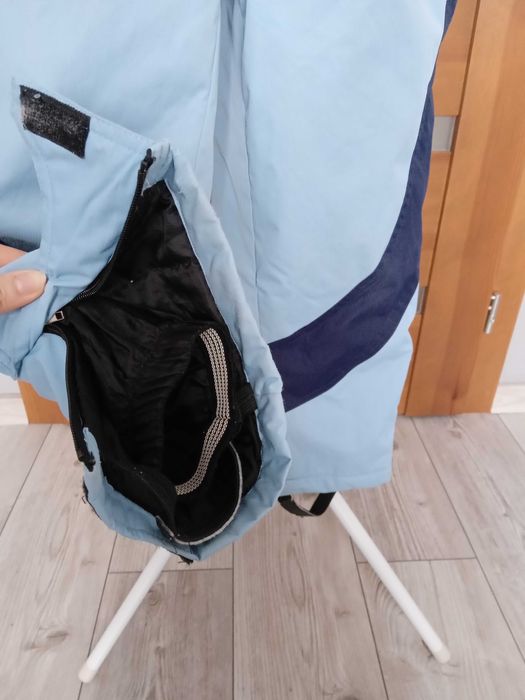 Narciarski kombinezon 128-134 cm ocieplany zimowy