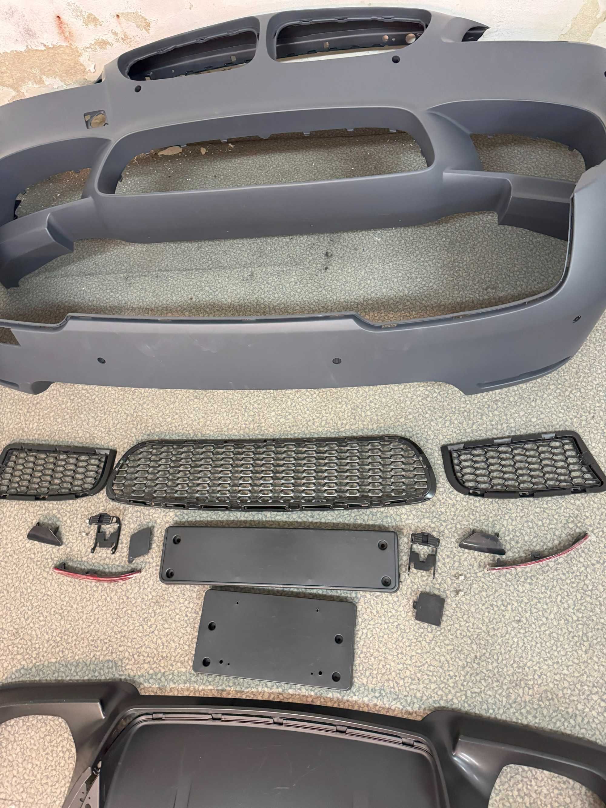 Body Kit Zderzak Przód Tył Progi Zderzaki BMW F10 M5 LOOK SEDAN