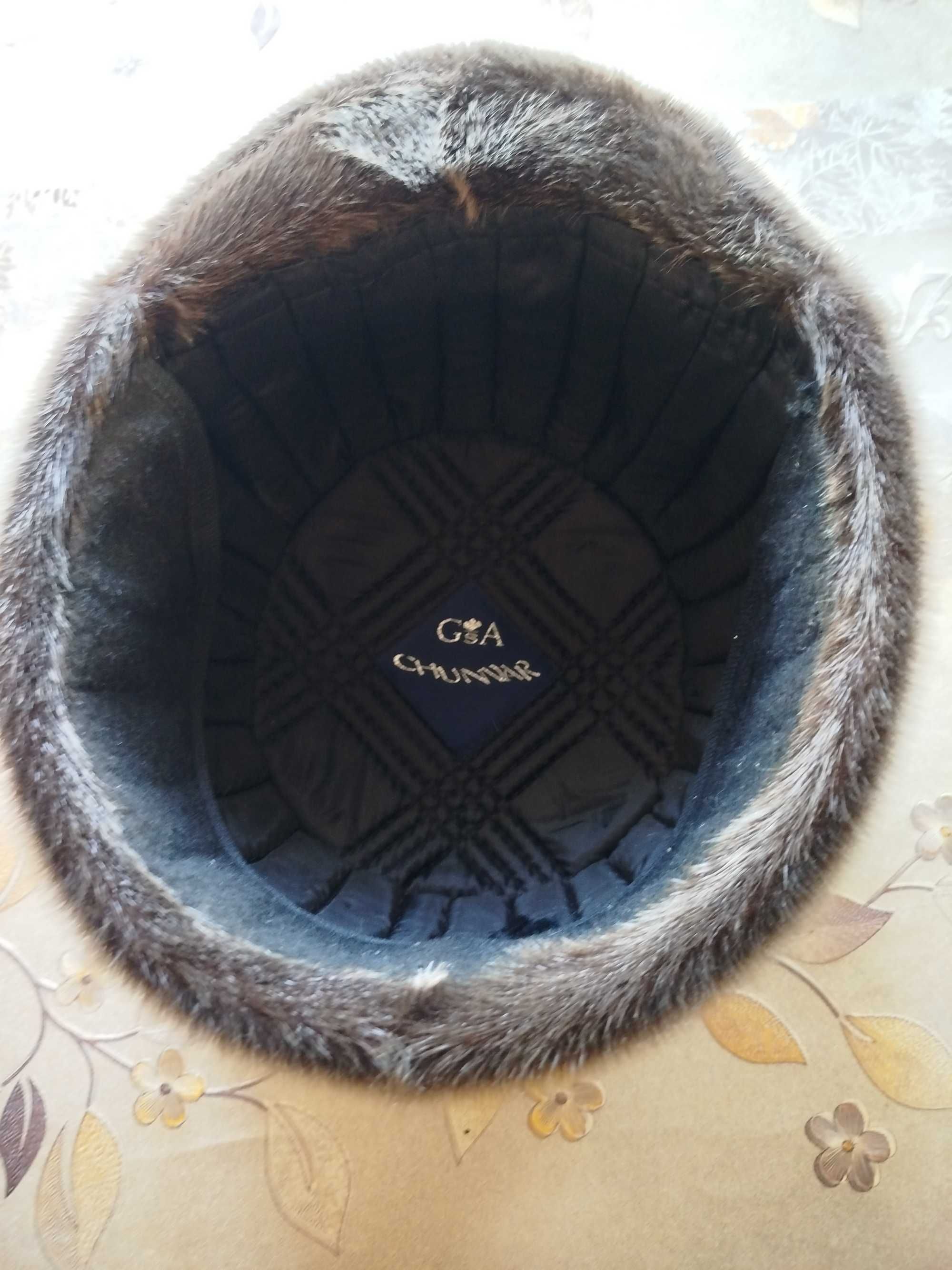 Продам норкову шапку