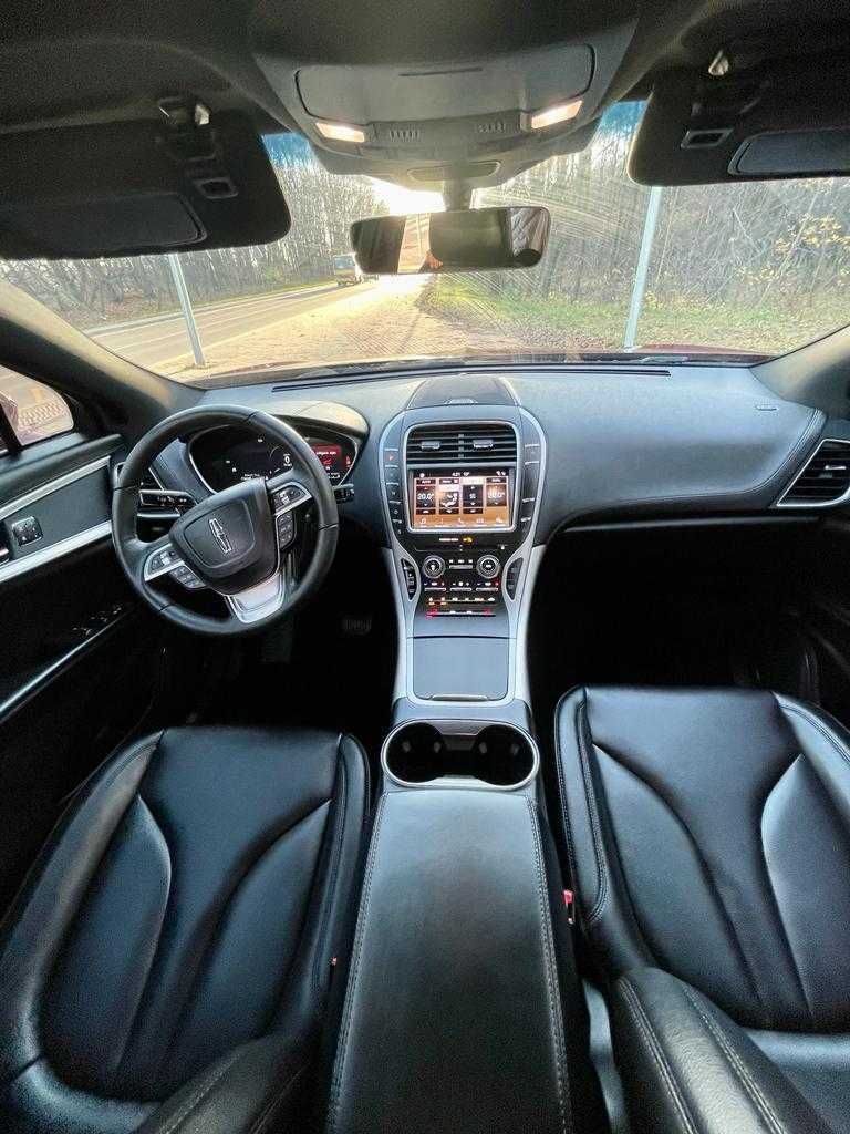 Продам Lincoln Nautilus 2019